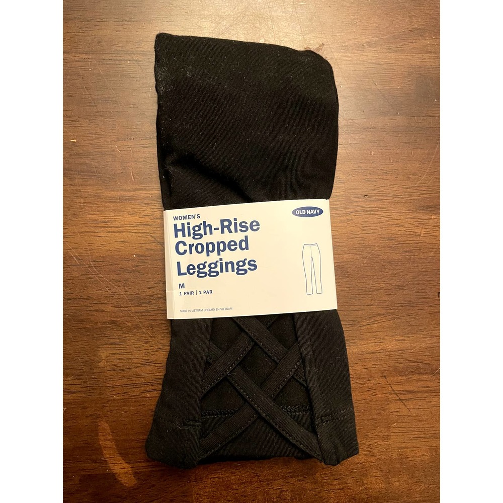 Old Navy High Rise Cropped legging NIB size Medium